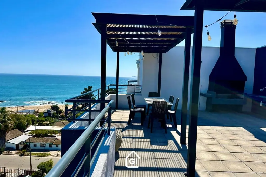 Una Terraza que se Convierte en Mirador Privado.